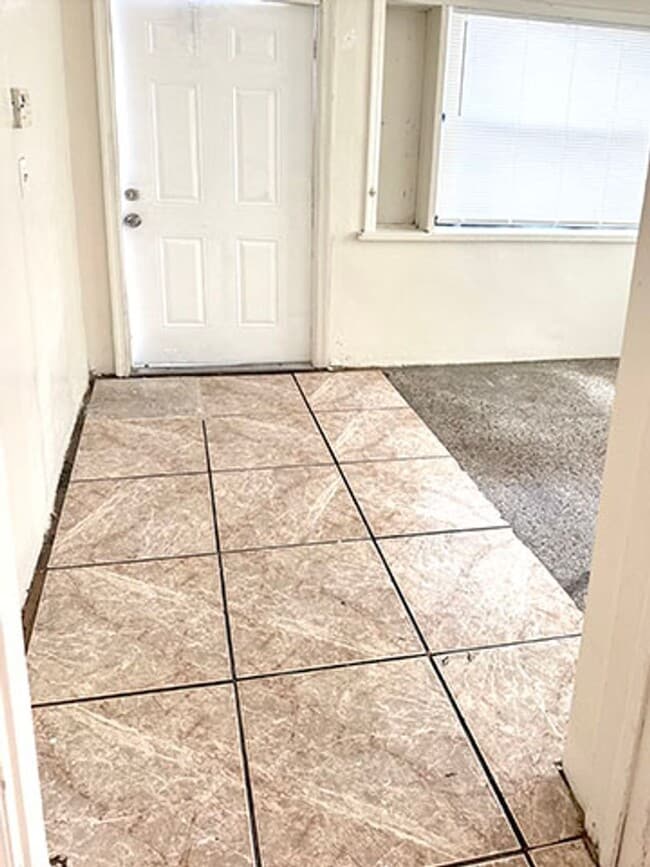 Foto del edificio - 2327 Avenue E