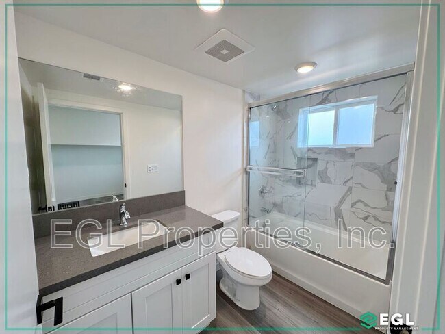 Foto del edificio - 10505 Hawthorne Blvd