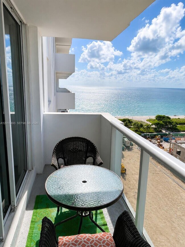 Foto del edificio - 9195 Collins Ave