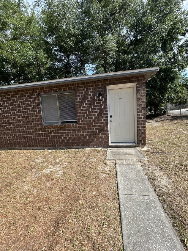 Foto principal - 525 S Central Ave