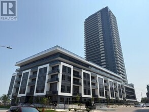 Building Photo - 5105-5105 Hurontario St