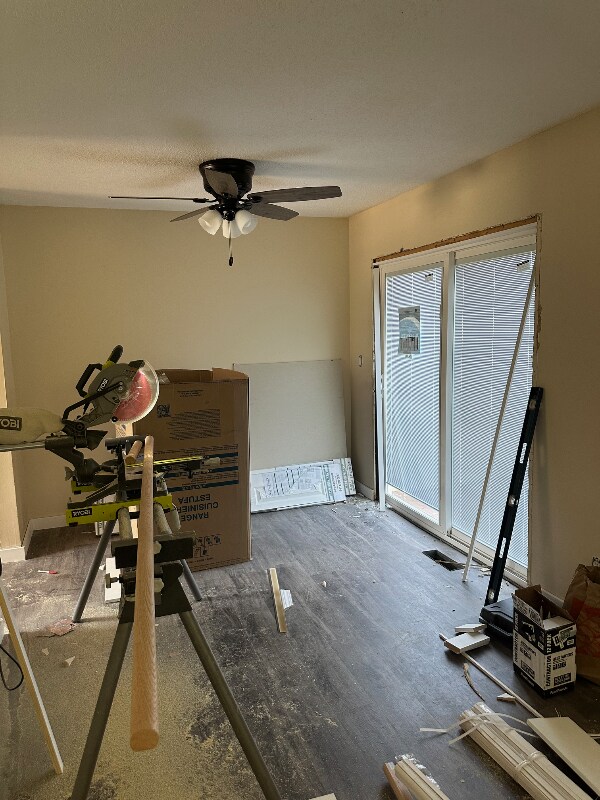 Foto del edificio - 2131 Quail Creek Dr