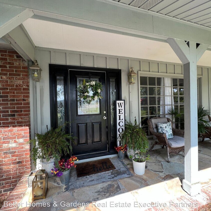 4 br, 3 bath House 4577 Oakley Pirkle Road House Rental in Martinez