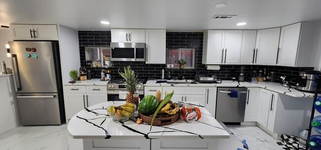 Foto del edificio - 6236 N Francisco Ave