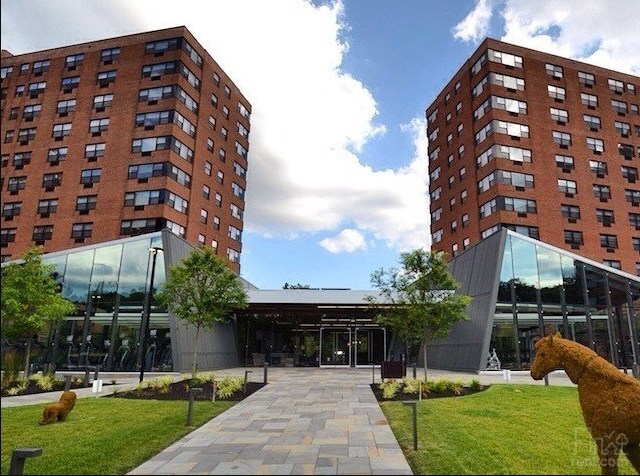 Foto del edificio - 633 W Rittenhouse St