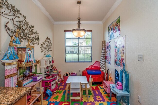 Building Photo - 3 br, 2.5 bath House - 13115 SW 44th St