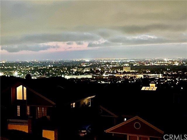 Foto del edificio - 6 Saros