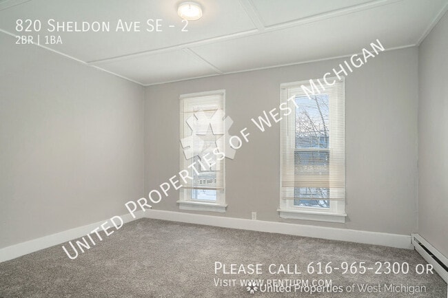 Building Photo - 820 Sheldon Ave SE