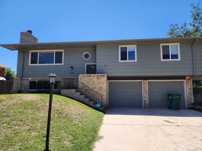 Building Photo - 5075 Manzana Dr