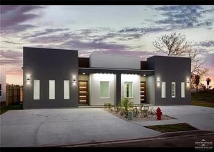 Building Photo - 1601 W B St