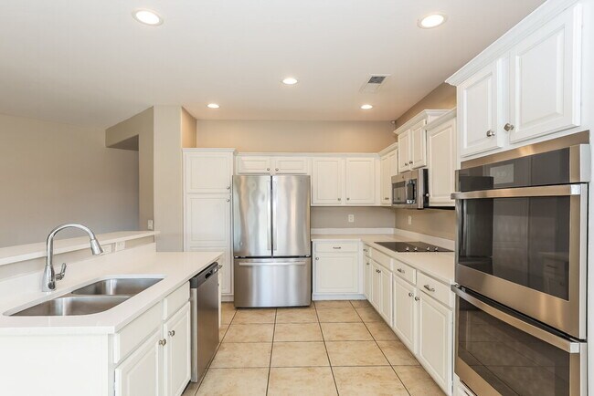 Foto del edificio - 25571 W St James Ave