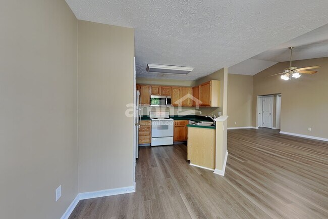 Foto del edificio - 2282 Villagewood Ct