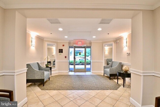 Foto del edificio - 11775 Stratford House Pl