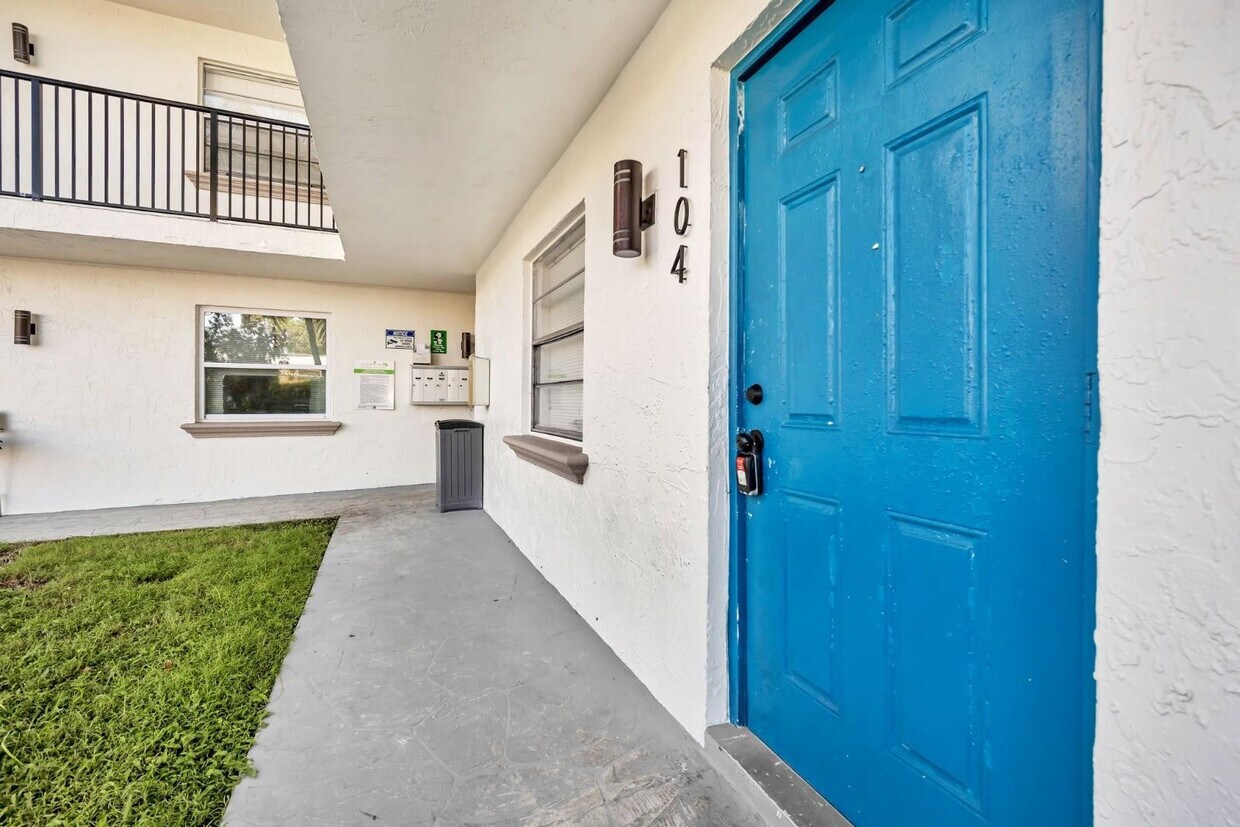 Foto principal - 1015 NE 17th Ave