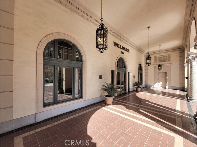 Foto del edificio - 315 W 3rd St