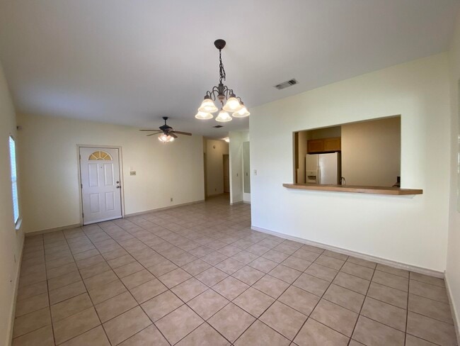 Building Photo - 9804 Cantera Ct