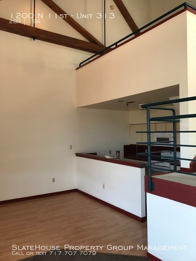 Primary Photo - Great Loft Style 2 bedroom