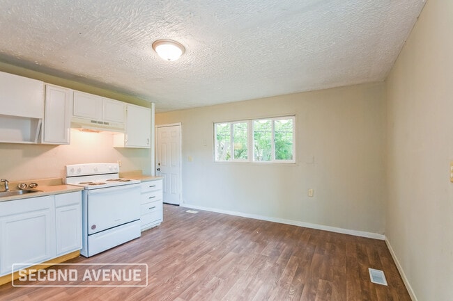 Building Photo - 9226 E 36th Pl