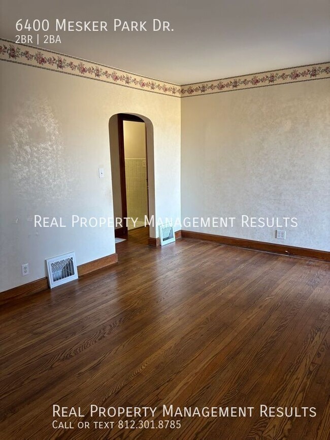 Building Photo - 6400 Mesker Park Dr