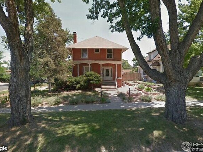 1 bed in 4 bed house - 1702 11th Ave