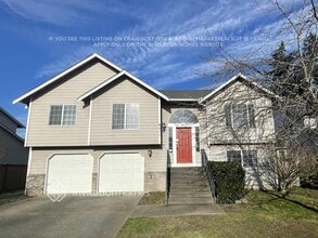 Building Photo - 8211 186 St E