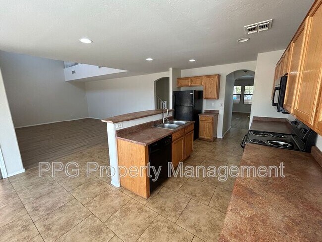 Foto del edificio - 8837 W Preston Ln