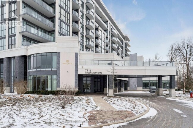 Photo du bâtiment - 7711 Green Vista Gate