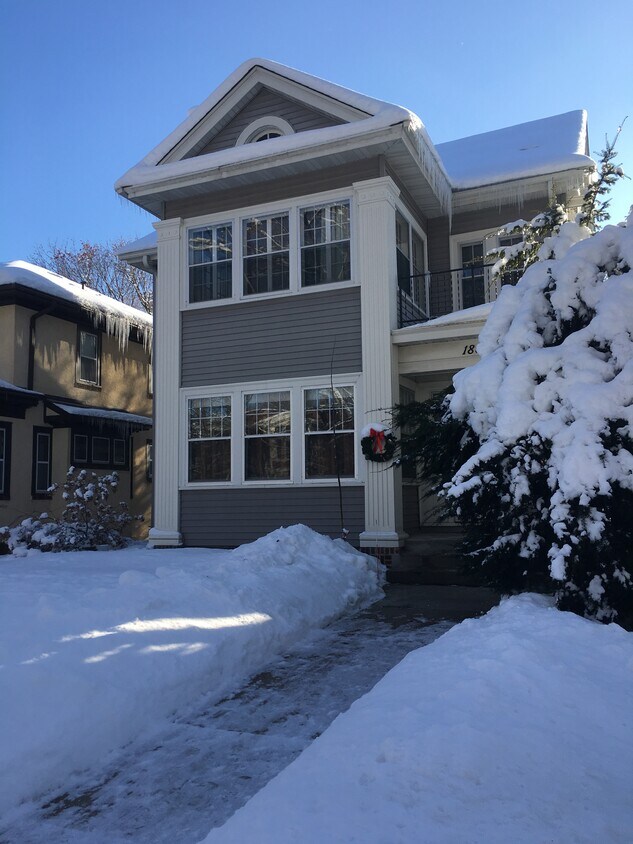 Second floor duplex with garden space available - 1886 Portland Ave