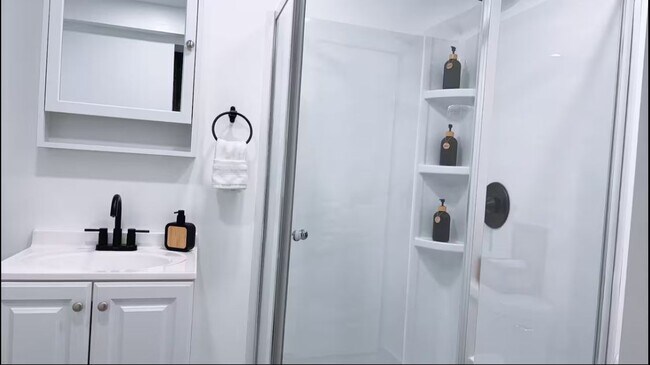 Foto del edificio - 3122 Eleuthera Ln