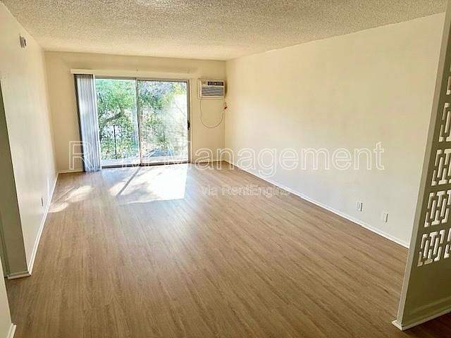 Building Photo - 4350 Troost Ave