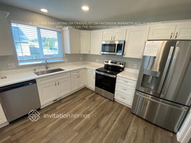 Building Photo - 7917 185th St Ct E