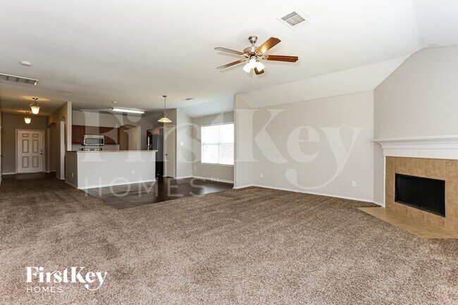 Building Photo - 1422 Waldrop Dr