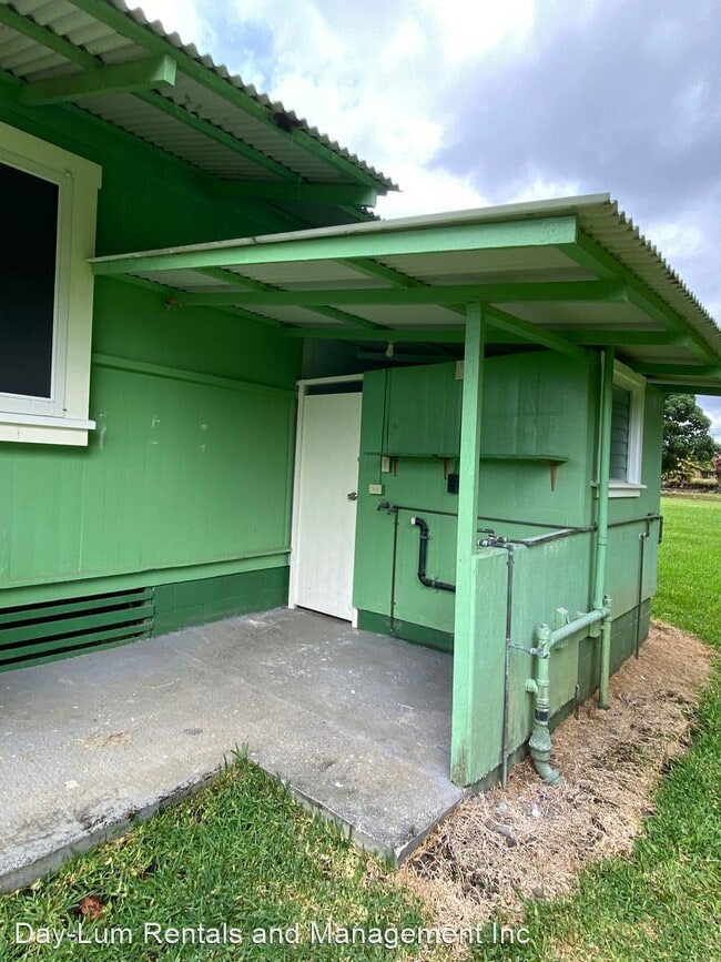 Building Photo - 2 br, 1 bath House - 34 Maikai Street