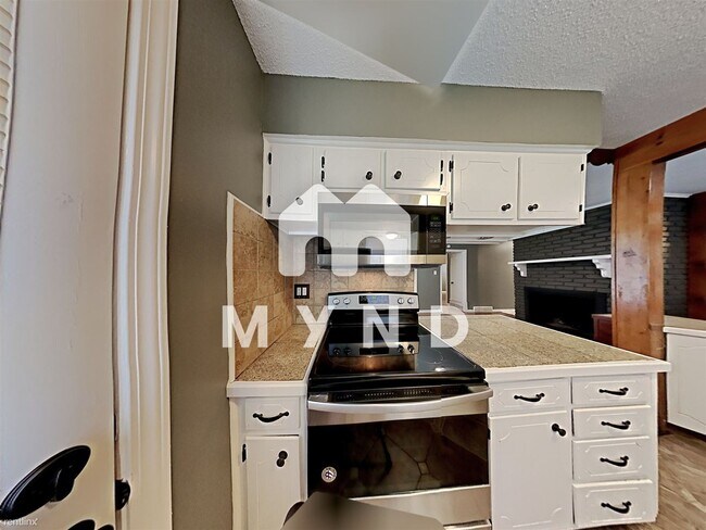 Foto del edificio - 3 br, 2 bath House - 8274 Concord Cv