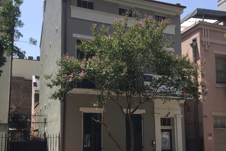Primary Photo - 832 Lafayette St
