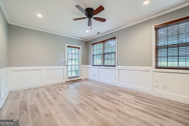 Building Photo - 2371 High Forest Ct