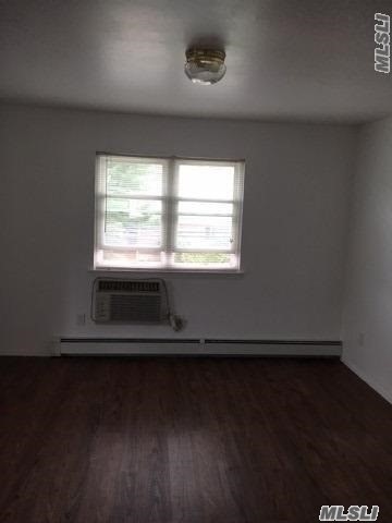 Building Photo - 136 Calvert Ave