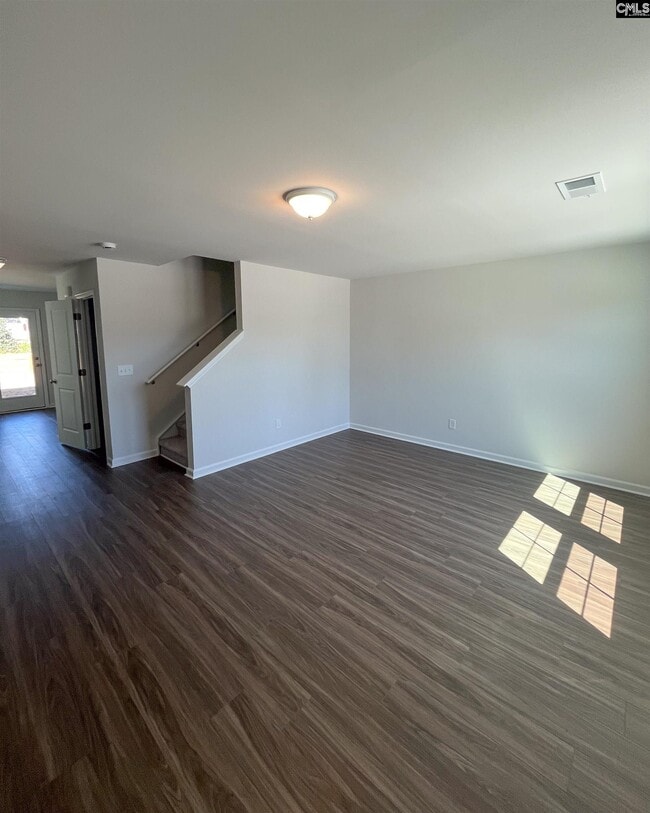 Building Photo - 811 Coburg Ln