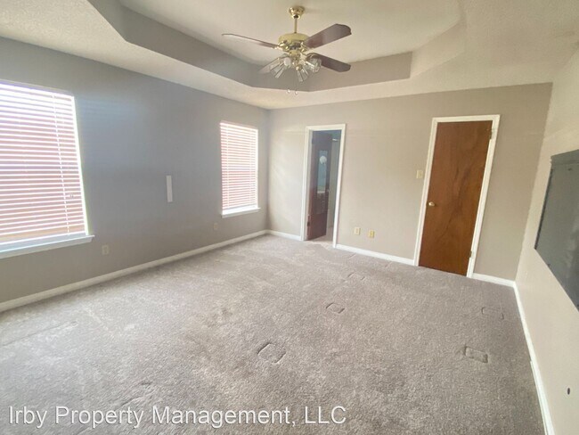 Building Photo - 765 Copperfield Dr E