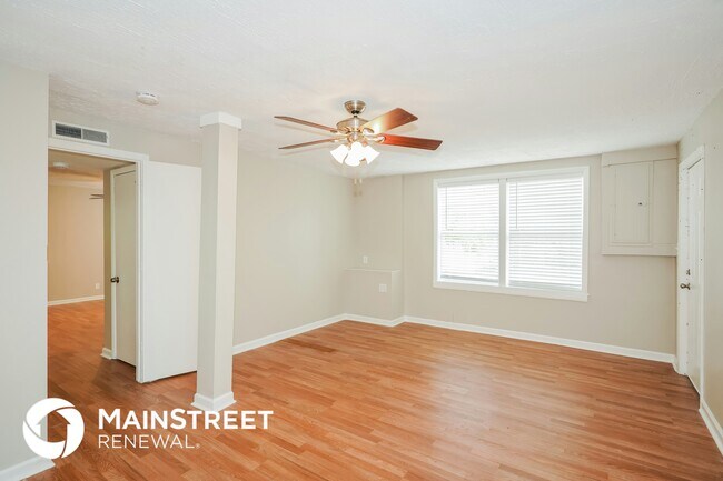 Foto del edificio - 2160 W Richmond Hill Dr