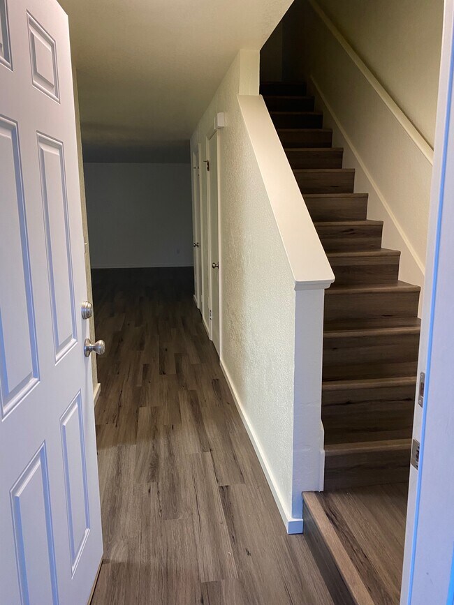 Entry way - 1504 Chestnut St