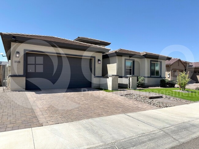 Building Photo - 8523 W Palo Verde Dr