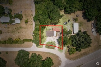 Building Photo - 8012 US-1