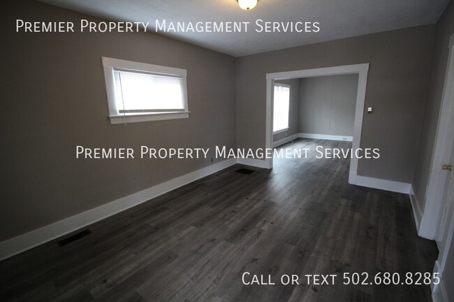 Photo - 113 E Garrett St Apartment