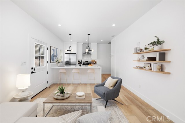 Foto del edificio - 1637 Irvine Ave