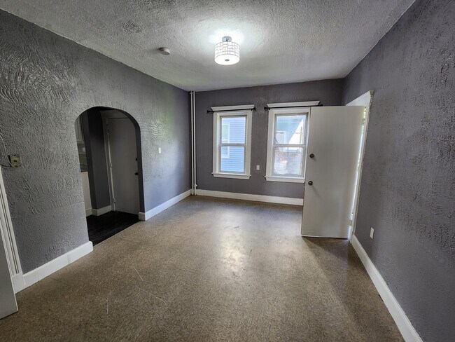 Foto del edificio - 648 Morton St