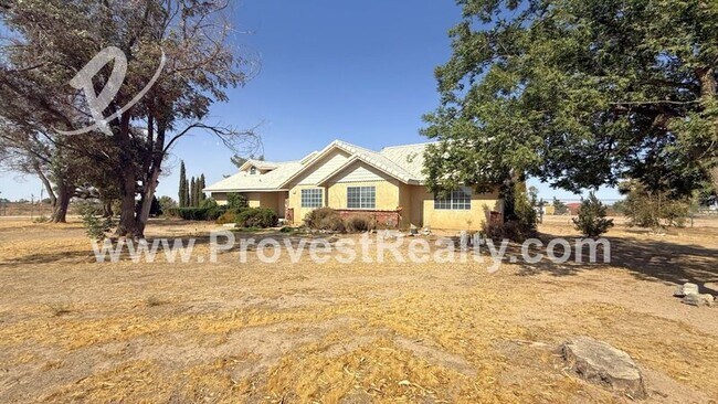 Building Photo - 10184 Smoke Tree Rd