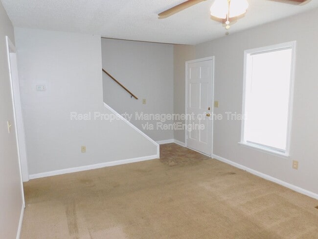 Building Photo - 1805 Cody Ave