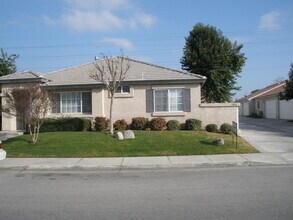 Building Photo - 4404 Pebble Creek Dr