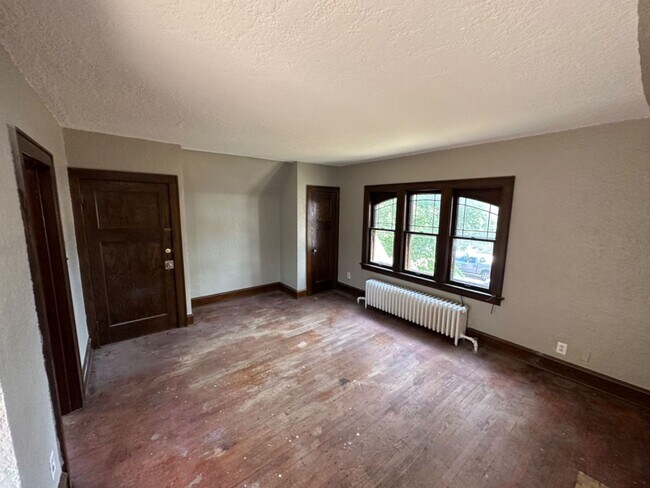 Foto del edificio - 3165-3167 N. 52nd St. Duplex